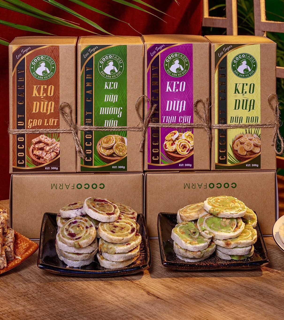 COMBO 4 hộp kẹo dừa cuộn bánh tráng 300g